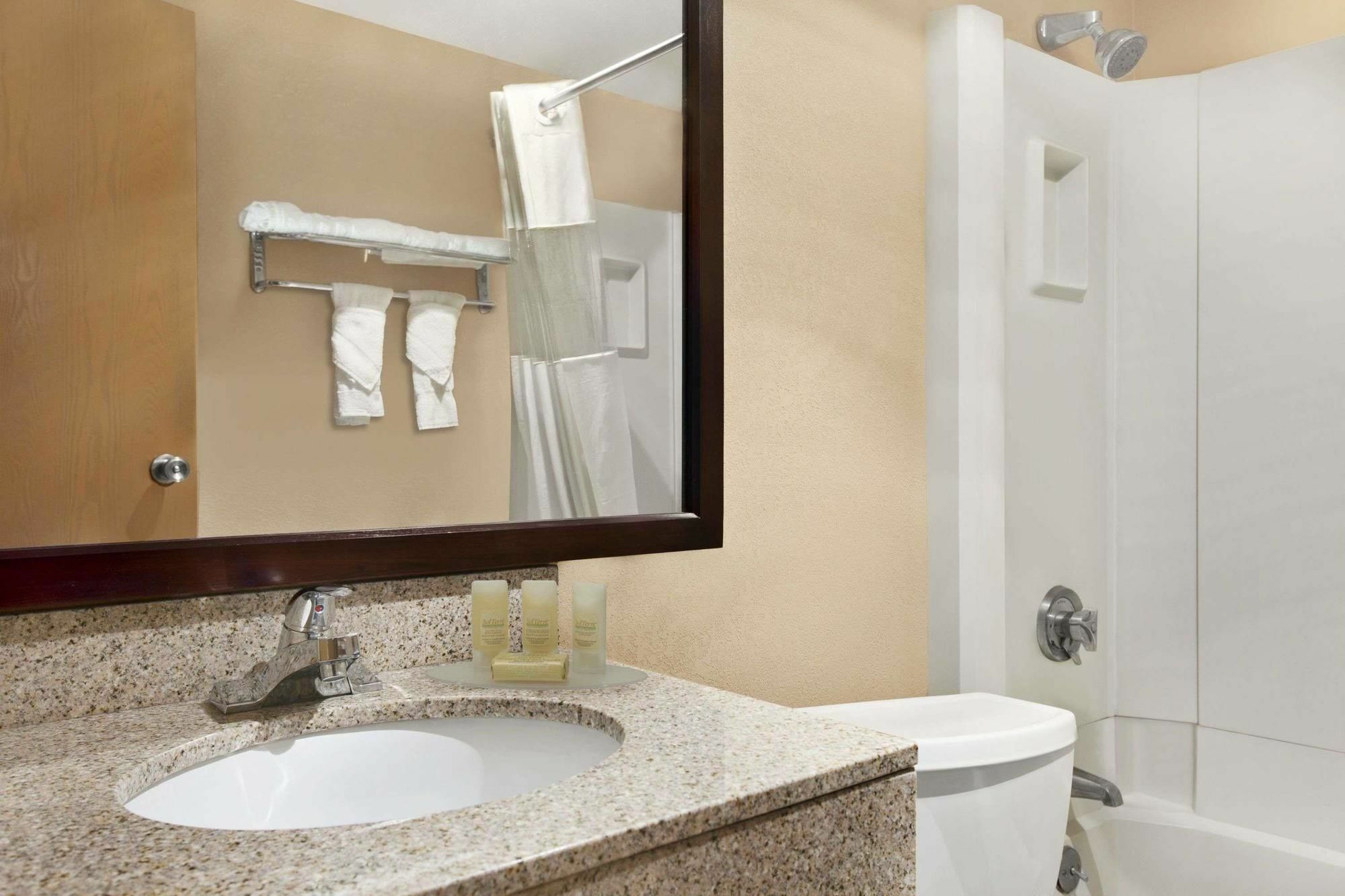 Quality Inn & Suites Silverton Εξωτερικό φωτογραφία